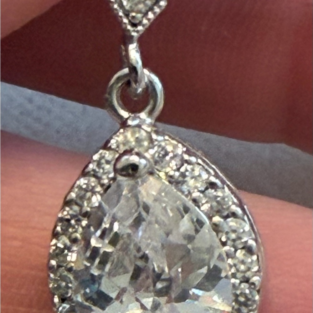 Source Unknown Silver Teardrop Earrings - Picture 3 of 6